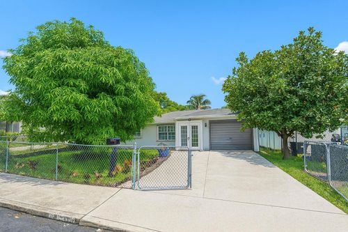 1733 Sunset Ave, Lake Worth Beach, FL, 33460-2413 | Card Image