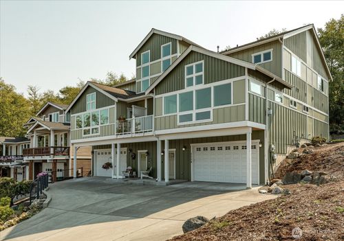 2119 20th St, Anacortes, WA, 98221-7411 | Card Image