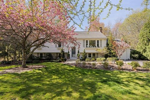 40 Brewster Rd, Cohasset, MA, 02025-2114 | Card Image