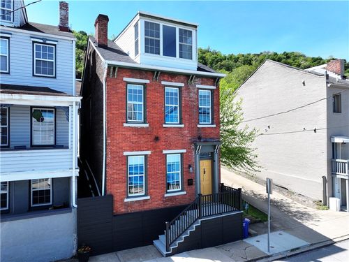 504 Bingham St, Pittsburgh, PA, 15203-1004 | Card Image