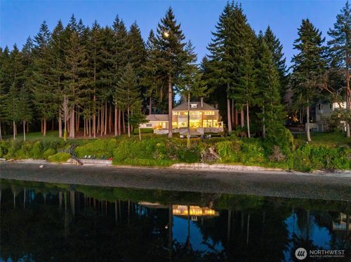 6947 Cooper Point Rd Nw, Olympia, WA, 98502-8610 | Card Image
