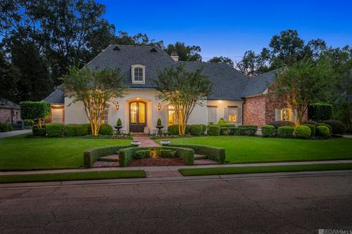 1204 E Lakeside Oaks Dr, Baton Rouge, LA, 70810-3088 | Card Image