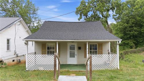 325 Dixie Broadway, Winston Salem, NC, 27127-2104 | Card Image