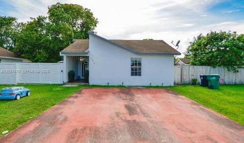 15216 Sw 112th Pl, Miami, FL, 33157-1138 | Card Image