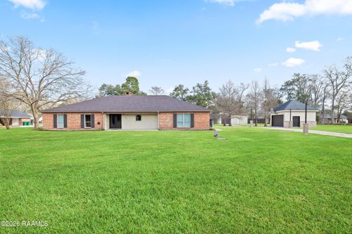 317 Interlaken Dr, New Iberia, LA, 70563-1234 | Card Image