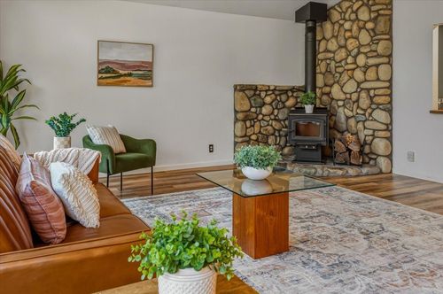 16243 Behr Mountain Road, Grass Valley, CA, 95945 | Card Image