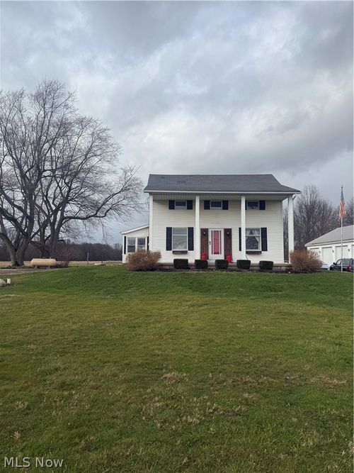 3269 Greenwich Rd, Wadsworth, OH, 44281-8300 | Card Image