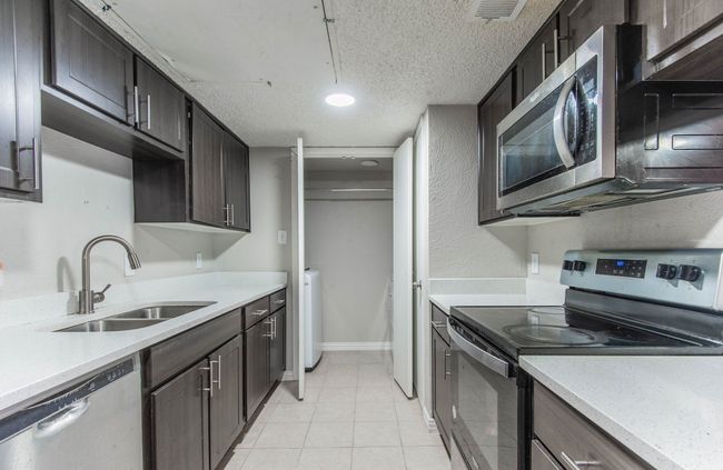 APT-212 - 919 S Weatherred Dr, Condo with 2 bedrooms, 2 bathrooms and null parking in Richardson TX | Image 7