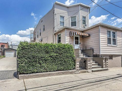 58-17-15 Penrod Street, New York, NY, 11368 | Card Image