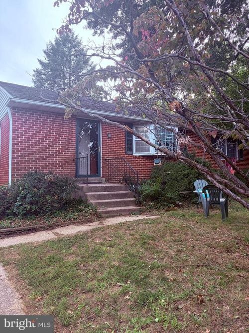 614 Kiamensi Rd, WILMINGTON, DE, 19804-3416 | Card Image
