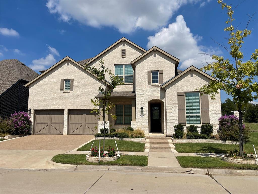 Lone Eagle Way, Arlington, TX 76005
