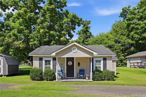 620 S Front St, Dardanelle, AR, 72834-4318 | Card Image
