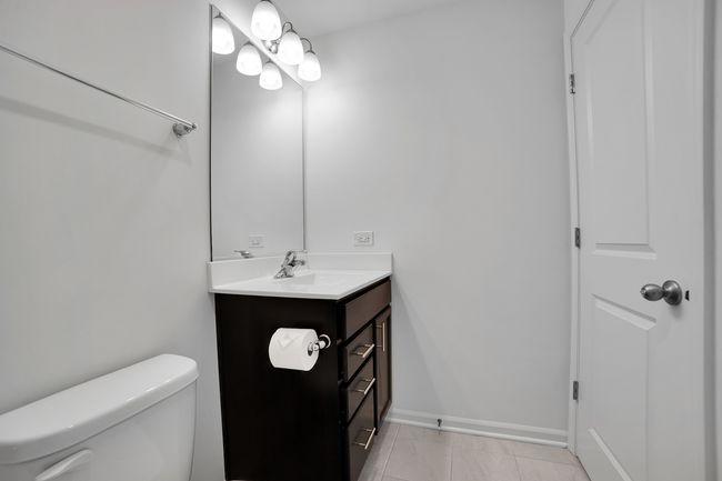 1292 Quadrant Ln, Townhouse with 3 bedrooms, 3 bathrooms and 2 parking in Schaumburg IL | Image 24