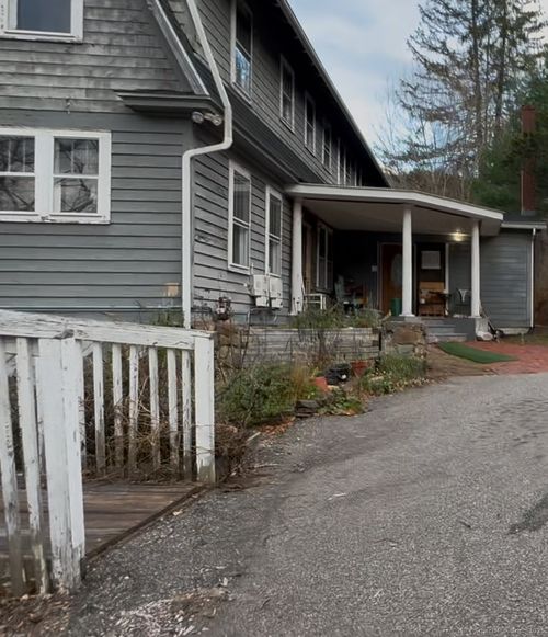 173 Leesville Rd, Moodus, CT, 06469-1008 | Card Image