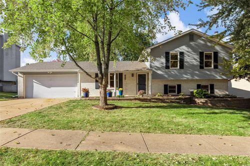 1640 Deergrass Drive, St Charles, MO, 63303 | Card Image