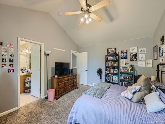 24 2nd Floor Primary Bedroom.jpg | Image 14