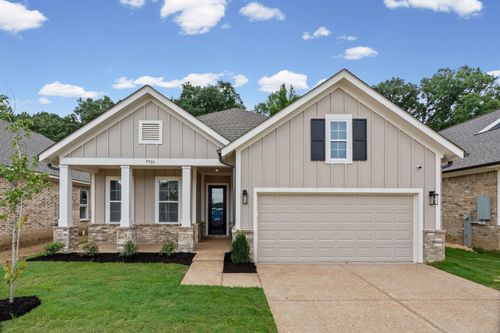 9926 Delphinium Dr N, Cordova, TN, 38018-7173 | Card Image
