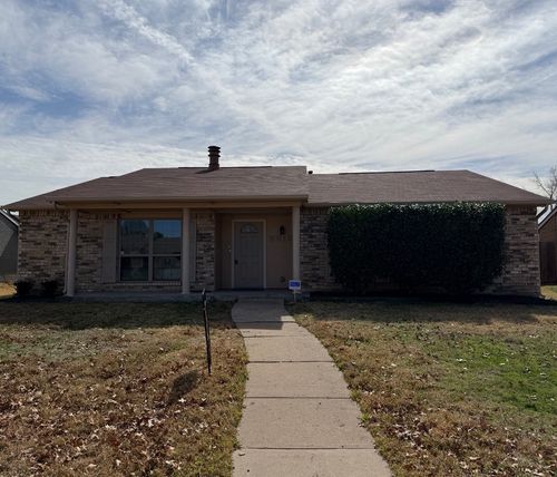 5613 Truitt St, The Colony, TX, 75056-1451 | Card Image