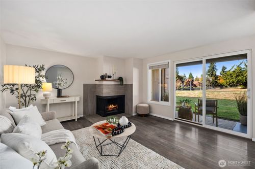 apt-a103-11104 Ne 68th St, Kirkland, WA, 98033-7199 | Card Image