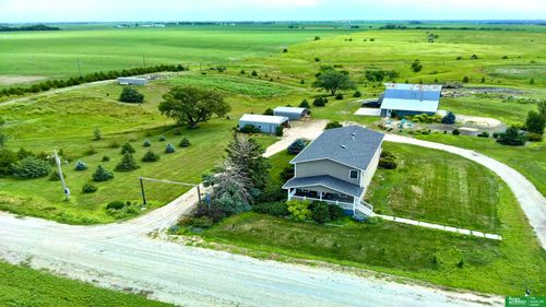 609 Road P, York, NE, 68467-7555 | Card Image
