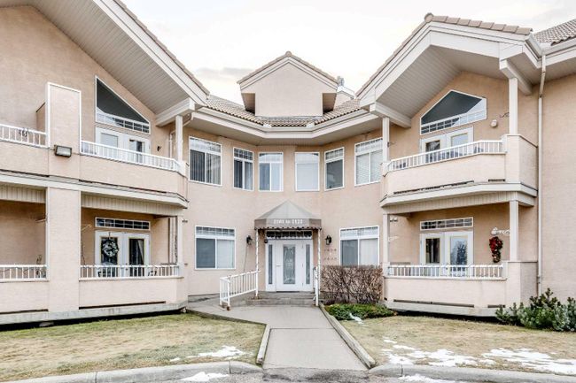2114 Patterson View Sw, Home with 2 bedrooms, 2 bathrooms and 1 parking in Calgary AB | Image 2