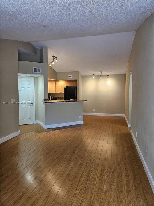 apt-1524-731 Vista Isles Dr, Plantation, FL, 33325-6127 | Card Image