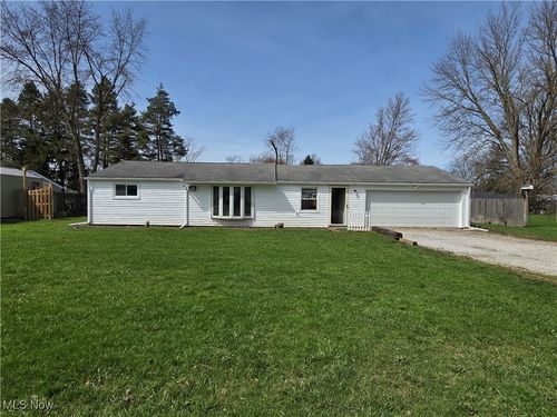 12763 Samuel Dr, Mantua, OH, 44255-9311 | Card Image