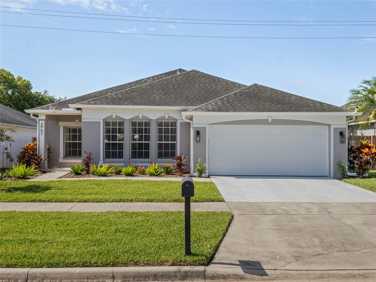 Lake Warren Dr, Orlando, FL 32812