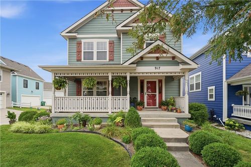 917 Sw American Royal Way, Lee's Summit, MO, 64081-3805 | Card Image