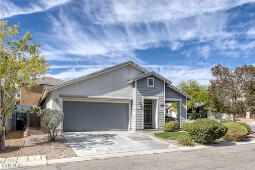 3367 Hillside Garden Dr, Las Vegas, NV, 89135-2830 | Card Image