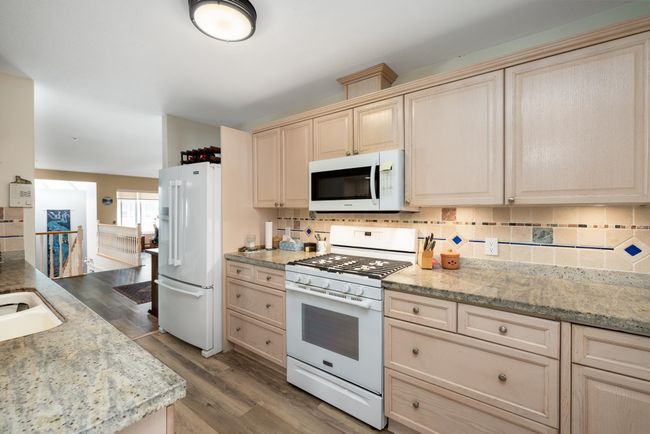 214 - 1585 Field Rd, Townhouse with 3 bedrooms, 2 bathrooms and 2 parking in Sechelt BC | Image 20
