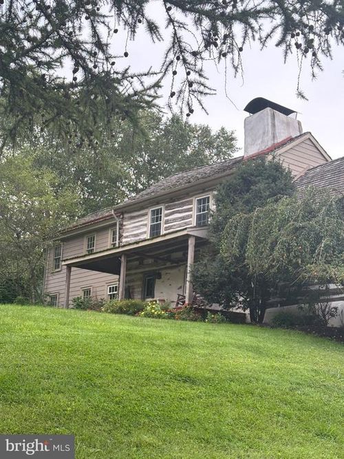 828 Guthrie Rd, WEST CHESTER, PA, 19380-1836 | Card Image