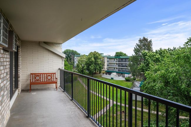 APT-514 - 10511 Cedar Lake Rd, Condo with 3 bedrooms, 2 bathrooms and null parking in Minnetonka MN | Image 42