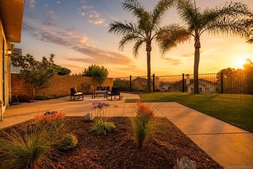 4221 Corte Favor, San Diego, CA, 92130-2181 | Card Image