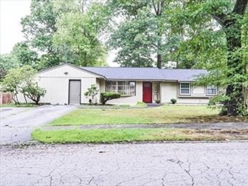 24 Ithica Rd, Brockton, MA, 02302-4437 | Card Image