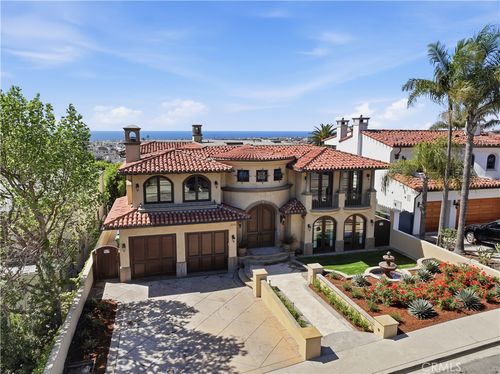 109 S Poinsettia Ave, Manhattan Beach, CA, 90266-6641 | Card Image