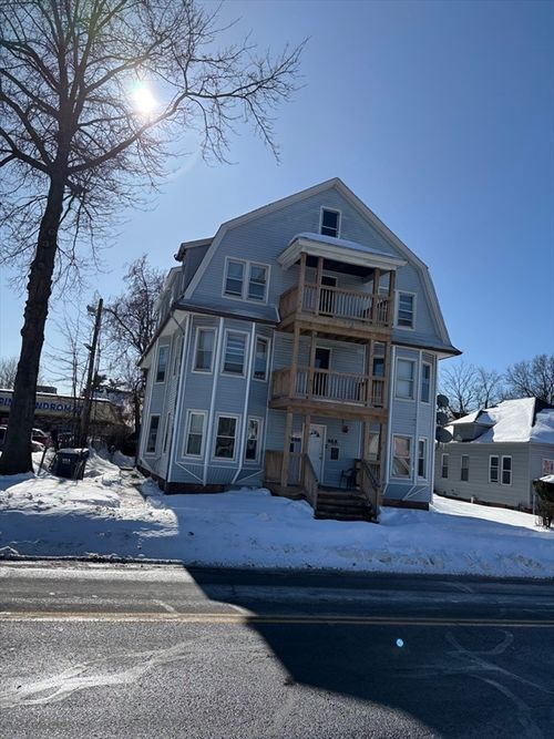 1l-427 Orange, Springfield, MA, 01108 | Card Image
