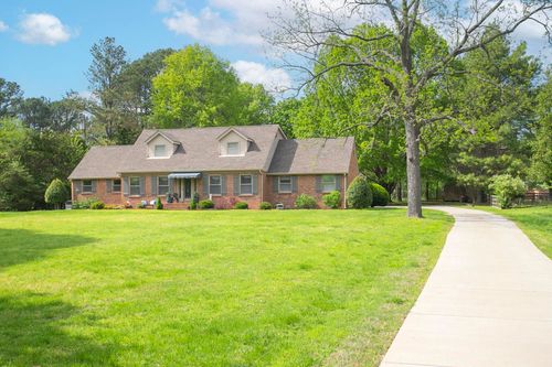8344 Highway 100, Nashville, TN, 37221-4010 | Card Image