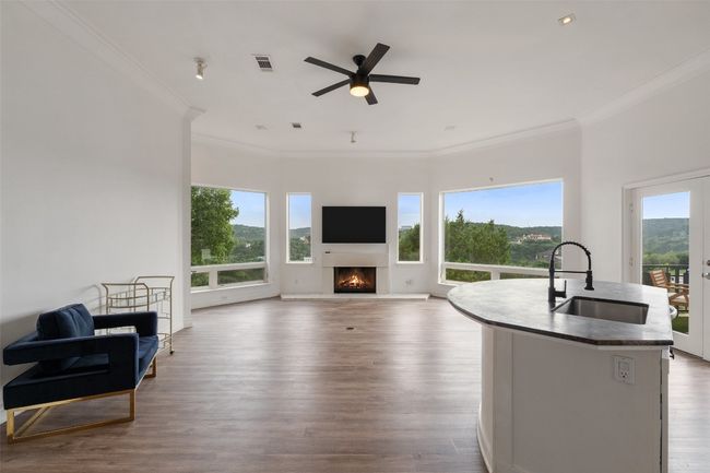 5312 Scenic View Dr, House other with 2 bedrooms, 3 bathrooms and 2 parking in Austin TX | Image 5