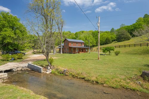13546 Campbellsville Rd, Lynnville, TN, 38472-8167 | Card Image