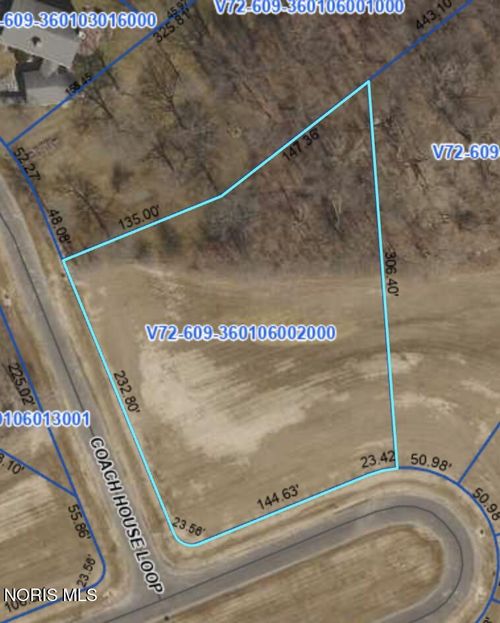 132 Coach House Loop, Bowling Green, OH, 43402-9729 | Card Image