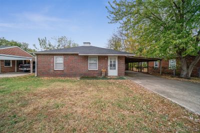 316 Se 4th Street, House other with 2 bedrooms, 1 bathrooms and null parking in Pryor OK | Image 1