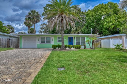 827 4th Ave N, Jacksonville Beach, FL, 32250-4529 | Card Image