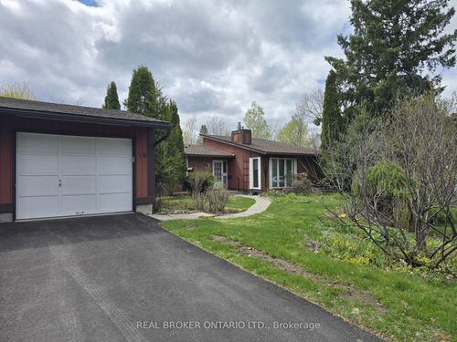 10 Amundsen Cres, Kanata, ON, K2L1A7 | Card Image