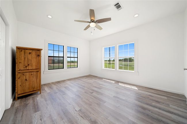 598 Business Highway 77, Home with 3 bedrooms, 2 bathrooms and null parking in Bishop TX | Image 13