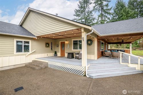 3210 S Bay Rd Ne, Olympia, WA, 98506-2955 | Card Image