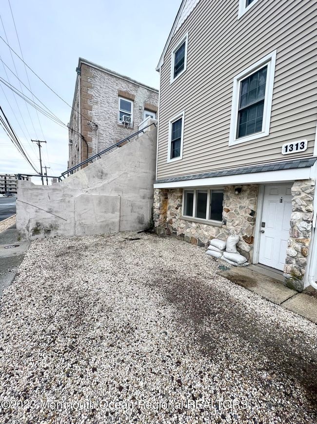 1313 Ocean Terrace, Condo with 1 bedrooms, 1 bathrooms and null parking in Seaside Heights NJ | Image 2
