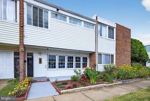 1232 Wilshire Dr, HERNDON, VA, 20170-3832 | Card Image