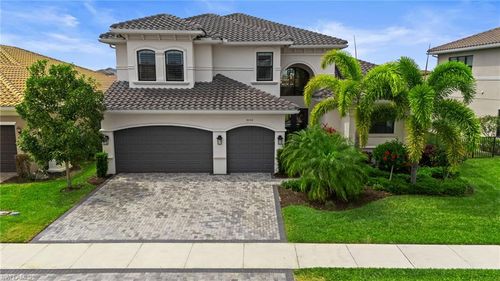 4644 Azalea Dr, NAPLES, FL, 34119-9060 | Card Image