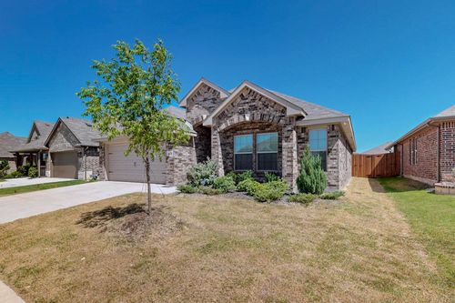 912 Madeline Ln, Cleburne, TX, 76033-7606 | Card Image